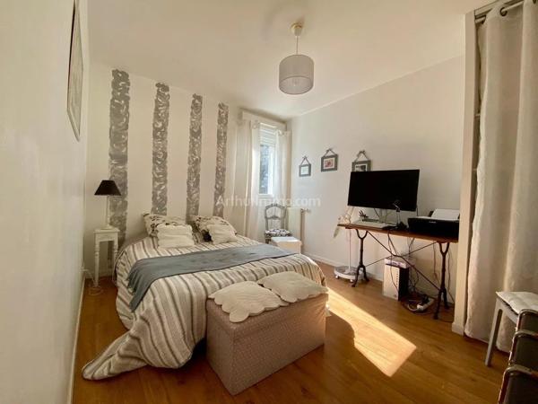 Vente                                                      Maison
                        
                     6 pièces                      112 m2                     à Vannes