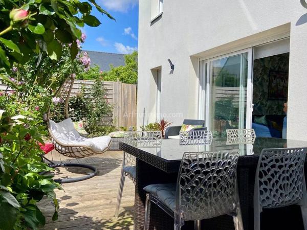 Vente                                                      Maison
                        
                     6 pièces                      112 m2                     à Vannes