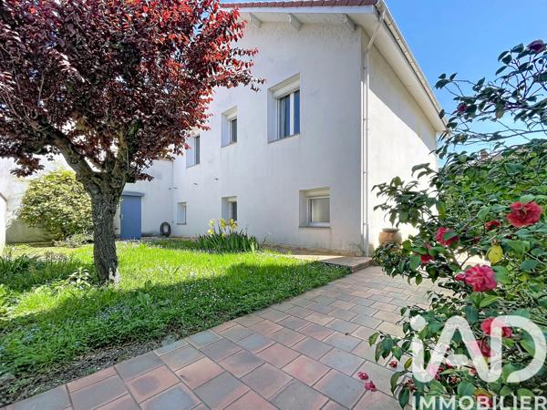 Maison à vendre 6 pièces 158 m² Agen