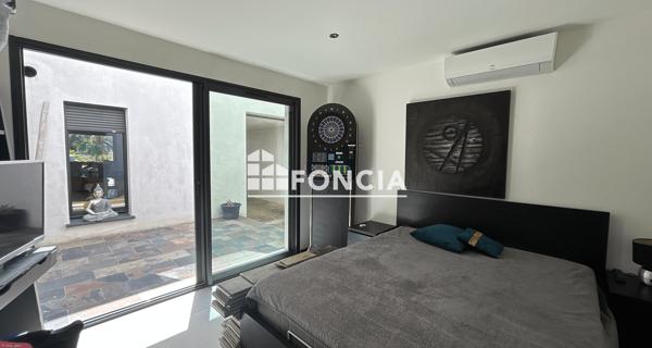 À vendre Maison 7 pièces 317.75 m² - Aigues-mortes 30220
