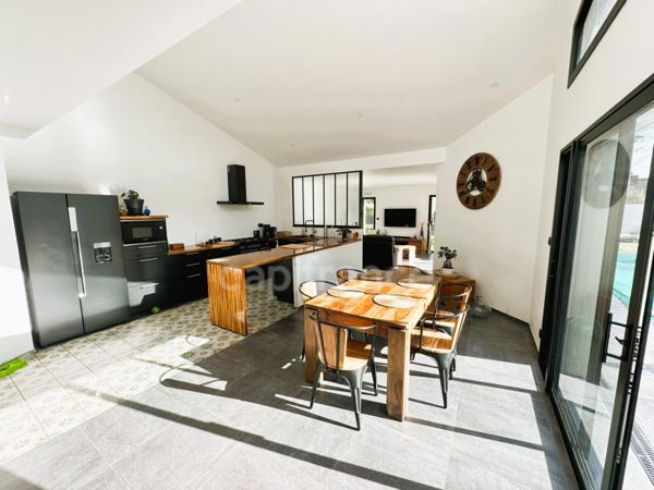 Maison contemporaine à vendre 5 pièces PLOUNEOUR TREZ (29)