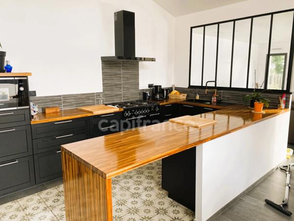 Maison contemporaine à vendre 5 pièces PLOUNEOUR TREZ (29)