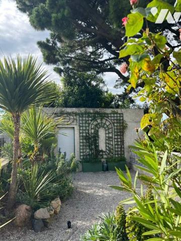 Maison des années 30', vue dégagée !