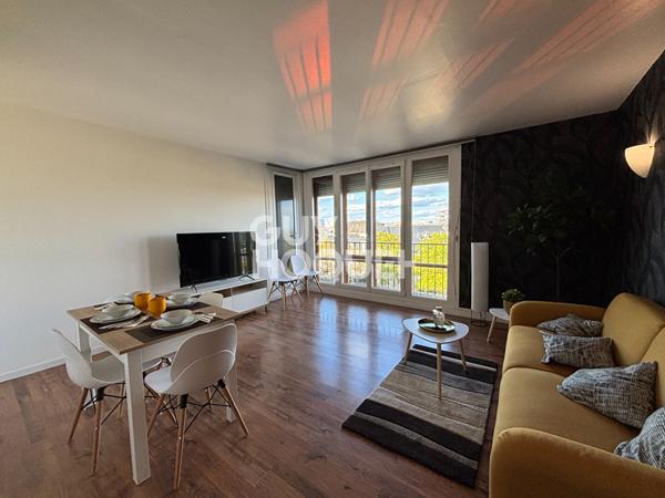 Chambre meublée à louer dans un appartement de 97,35m² en hyper-centre d'Orléans