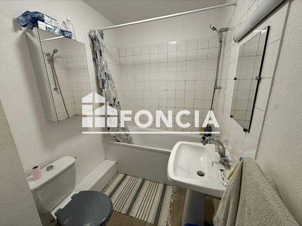 Location Studio 20.87 m² - 41 RUE DE MERVILLE Lorient 56100
