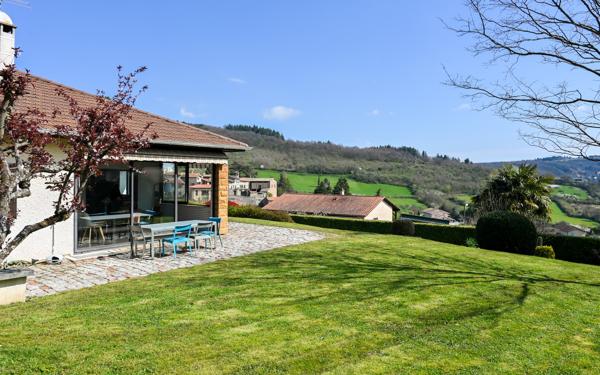 SAINT DIDIER AU MONT D'OR, MAISON DE 200 M2 UTILES SUR TERRAIN DE 1816 M2 AVEC VUE EXCEPTIONNELLE ET PISCINE