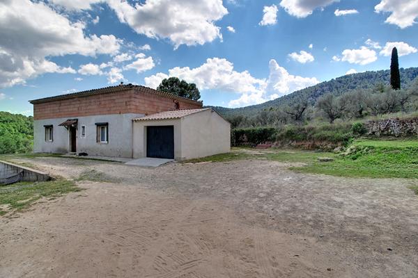 A VENDRE -Maison Salernes 150 m2 + 46 m2 + Garage + Piscine