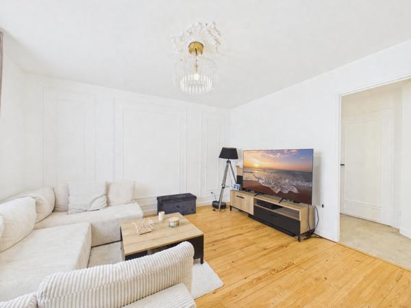 Appartement rénové Valence avenue Victor Hugo T5 - 85 m2