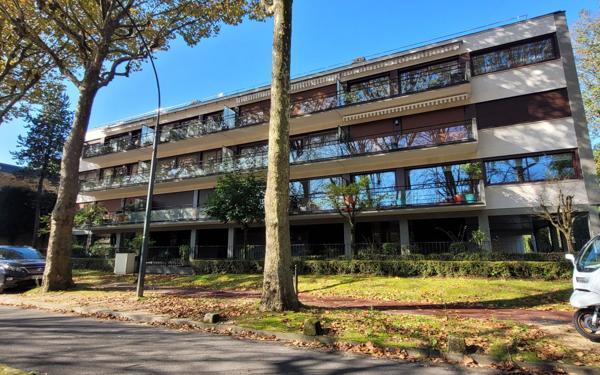 Appartement à vendre    3 pièces • 90,78 m2 La Varenne - Saint-Maur-des-Fossés