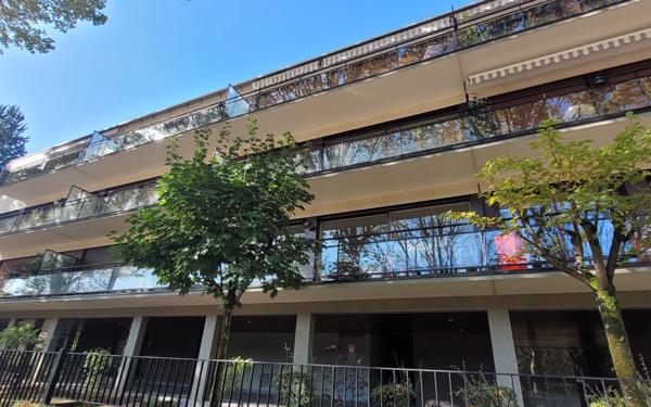 Appartement à vendre    3 pièces • 90,78 m2 La Varenne - Saint-Maur-des-Fossés