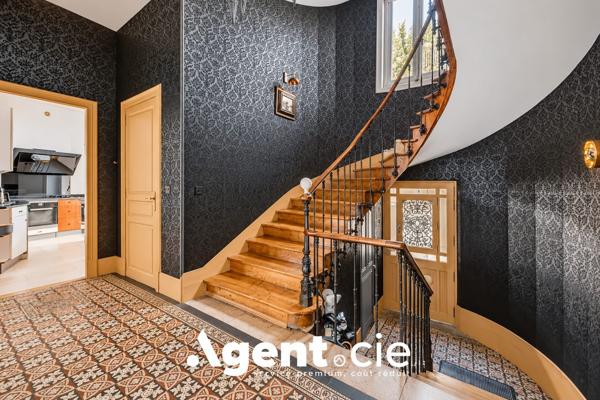 Maison bourgeoise à vendre, 9 pièces - Bayeux 14400