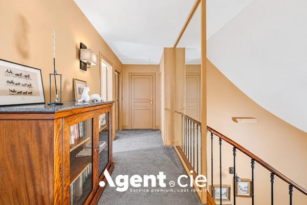 Maison bourgeoise à vendre, 9 pièces - Bayeux 14400