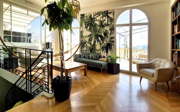 Demeure de 564,97 m²