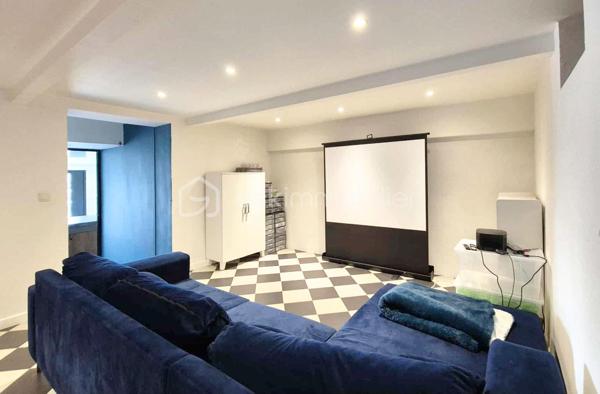 Demeure de 564,97 m²