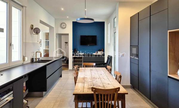 Demeure de 564,97 m²