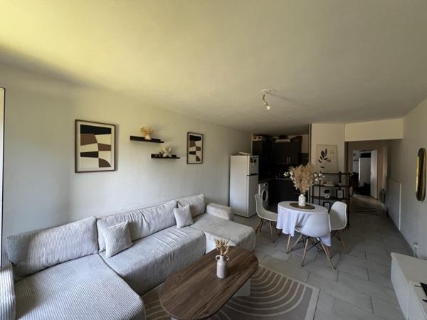 Appartement à vendre |                                       Les Mureaux |                                        3 pièces  |  62,2 m²