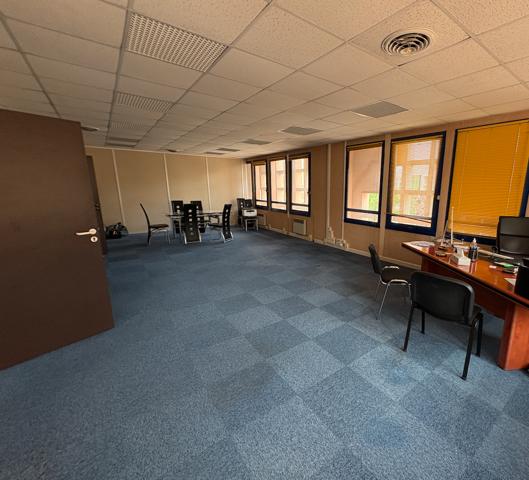 Marseille (13009) Espace de travail de 150m2 - modulable - nombreux stationnements, fibre