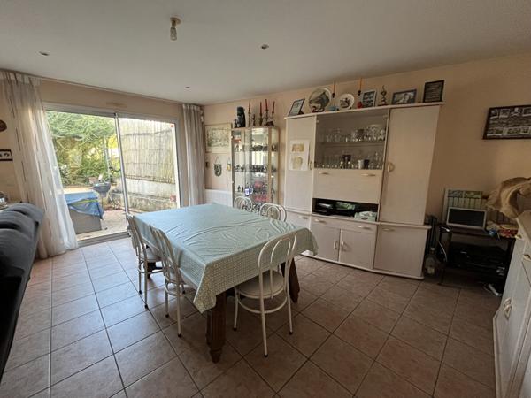 Maison Saint Herblain, 3 chambres, bureau, garage, jardin.