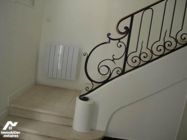 VENTE IMMEUBLE - JONZAC (17500)