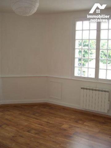 VENTE IMMEUBLE - JONZAC (17500)