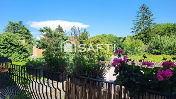 Situé à Mulhouse Dornach (68200) charmant appartement de 4 pièces, 2 chambres avec balcon, vue dégagée, cave et garage