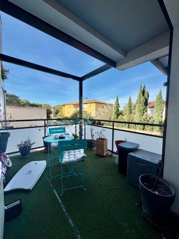 Appartement récent avec terrasse