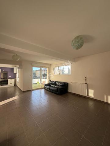Appartement récent avec terrasse