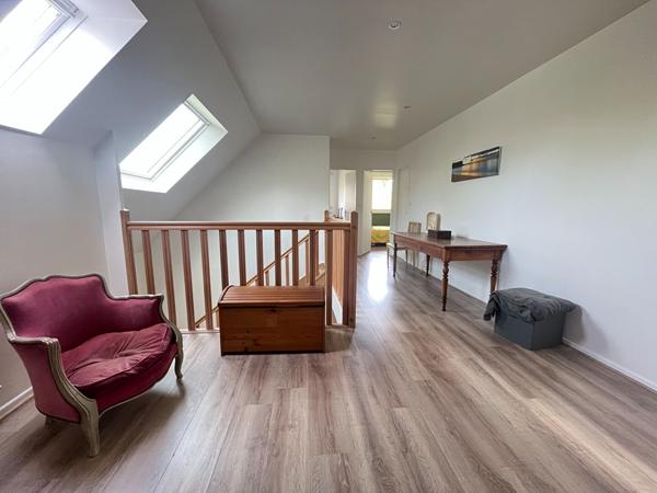 BRUZ CICE BLOSSAC - Maison 8 pièces environ 230 m2 - Terrain SUD sans vis à vis