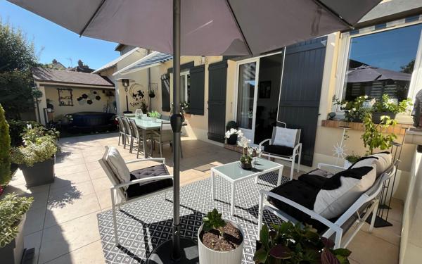 Maison à vendre    6 pièces •  Lormaye