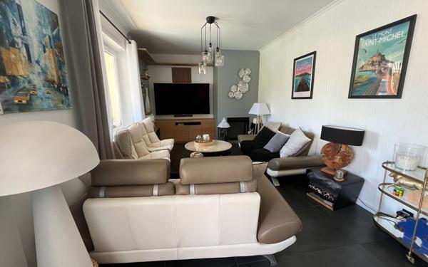 Maison à vendre    6 pièces •  Lormaye