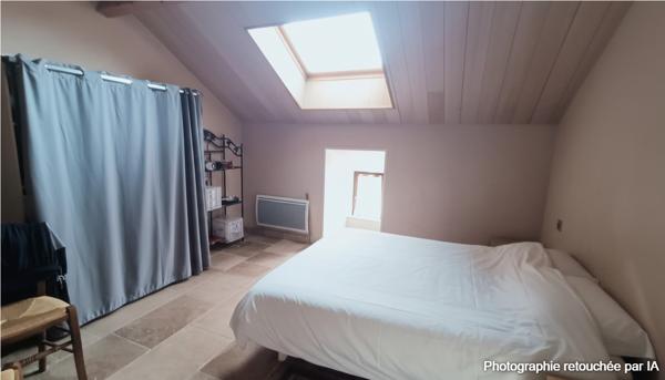Maison d'habitation sur 2 niveaux comprenant 2 logements mitoyens avec garage et terrain La Cavalerie 7 pièce(s) 150.5 m2 La cavalerie