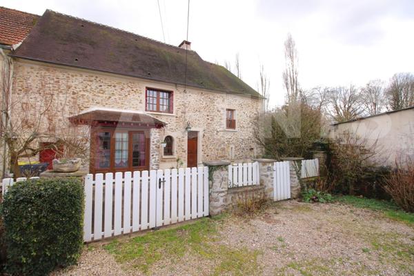 Saint-Denis-Les-Rebais. Belle maison Briarde de 157m2 sur un terrain clos de 2520m2 !