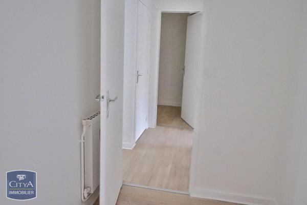 Appartement à louer 3 pièces 67.79m²