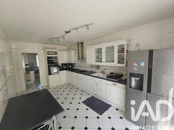 Maison à vendre 8 pièces 211 m² Longpont-sur-Orge