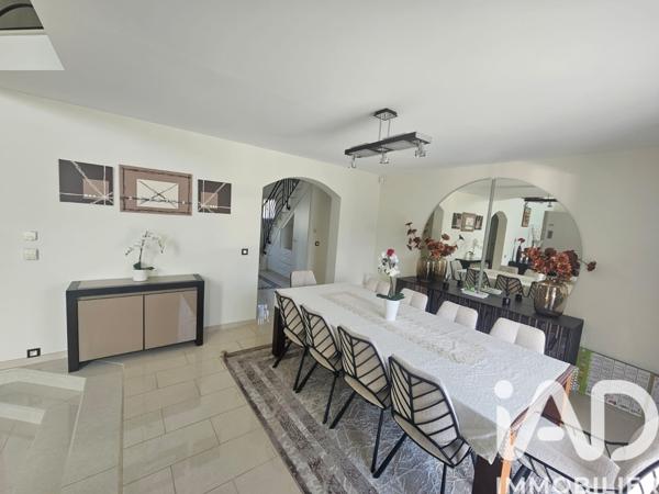 Maison à vendre 8 pièces 211 m² Longpont-sur-Orge