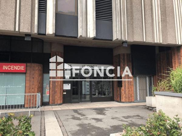 Location Studio 28.13 m² - 25 PLACE DES HALLES Strasbourg 67000