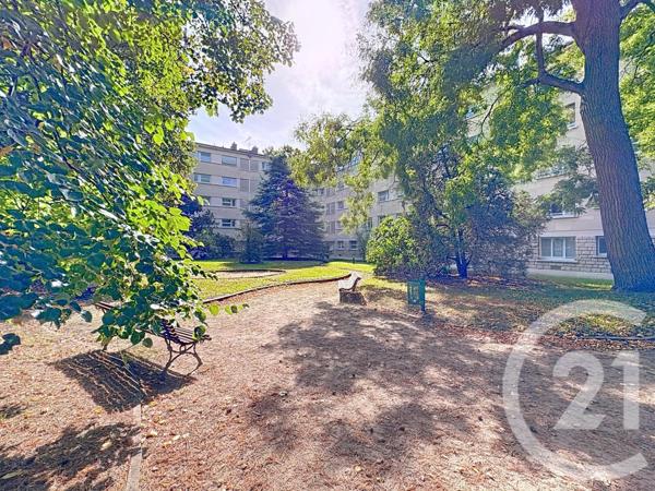 Appartement F3 à vendre  3 pièces - 75,04 m2 CHATOU - 78