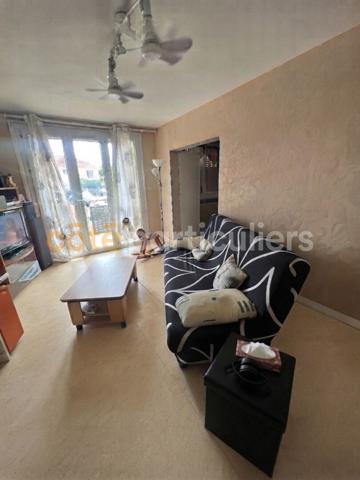 Vente
                Appartement62 m² - 3 Pièces -
                    TARBES (65000)