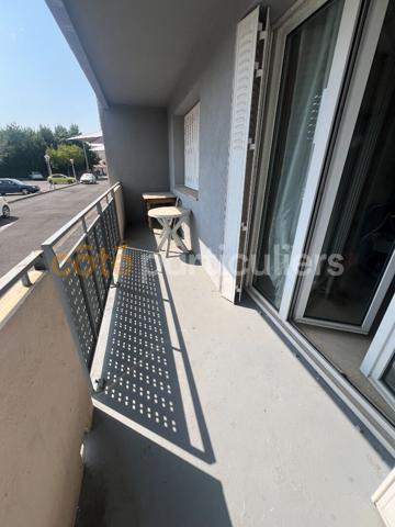 Vente
                Appartement62 m² - 3 Pièces -
                    TARBES (65000)