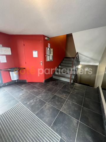 Vente
                Appartement62 m² - 3 Pièces -
                    TARBES (65000)