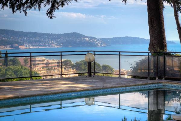 Villa Type Californienne à rénover, Nice Ouest