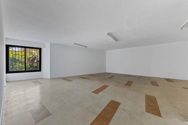 Villa Type Californienne à rénover, Nice Ouest