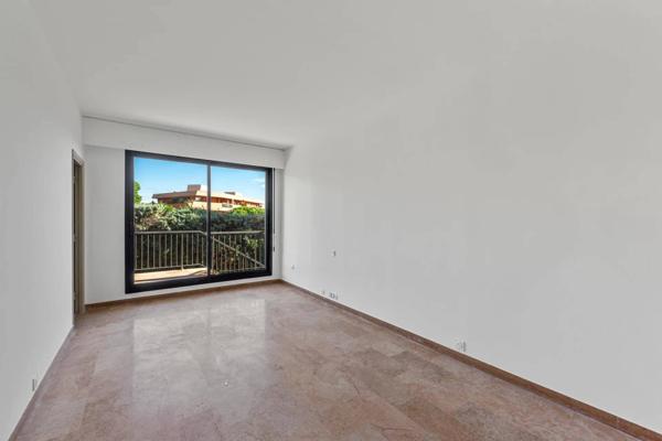 Villa Type Californienne à rénover, Nice Ouest