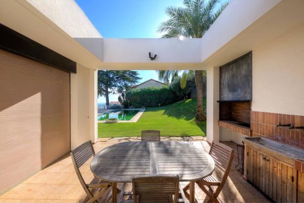 Villa Type Californienne à rénover, Nice Ouest