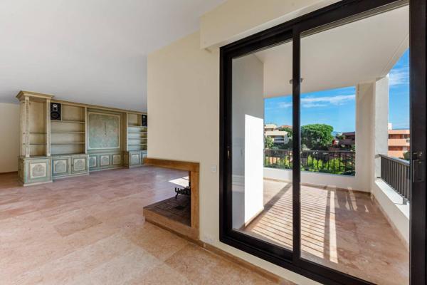 Villa Type Californienne à rénover, Nice Ouest