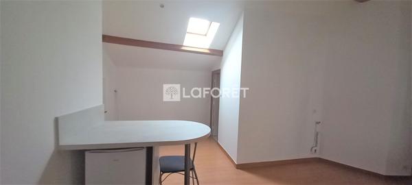 Location appartement Saint-Flour - 1 pièce(s) - 22 m² - 232 € / mois