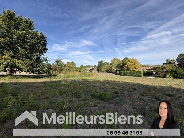 Terrain constructible proche Montendre