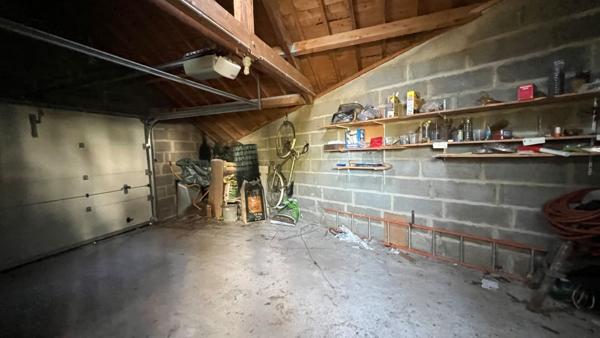 Maison quartier gare - 800 m² de terrain constructible