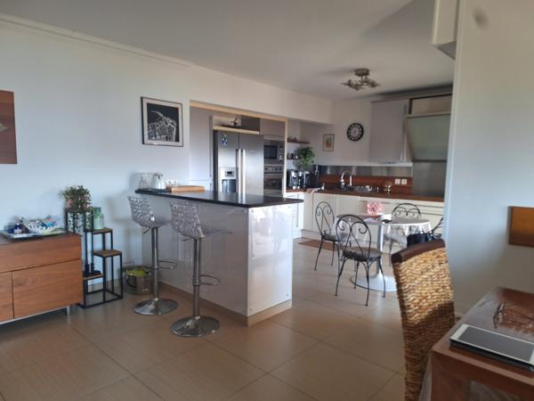 Appartement T4 de120m² belle vue mer parc Berthaud Ajaccio (20000)