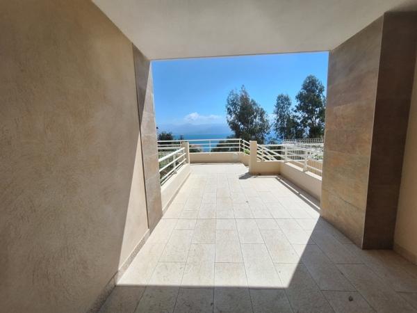 Appartement T4 de120m² belle vue mer parc Berthaud Ajaccio (20000)